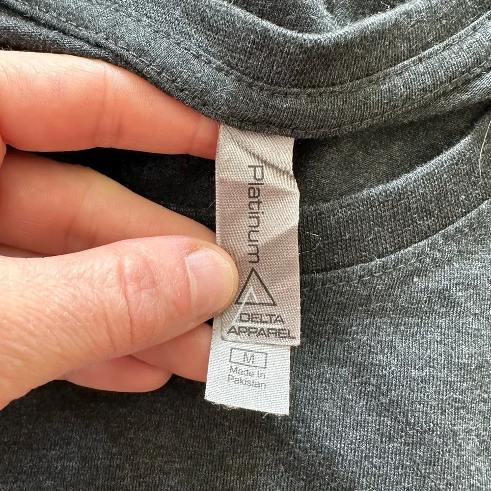 My New Family Wolf Woman's Tee Outdoor Size M